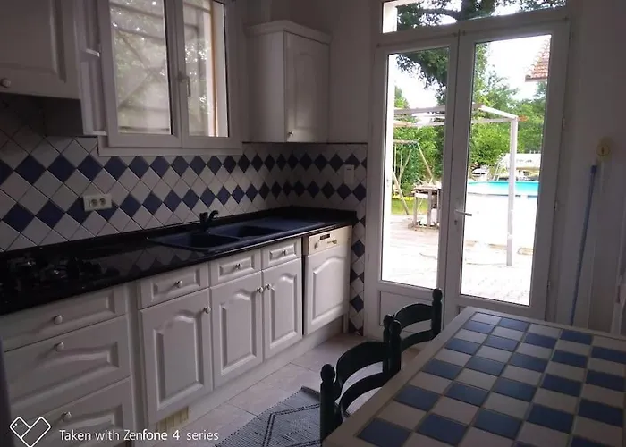Maison Privee Avec Piscine
