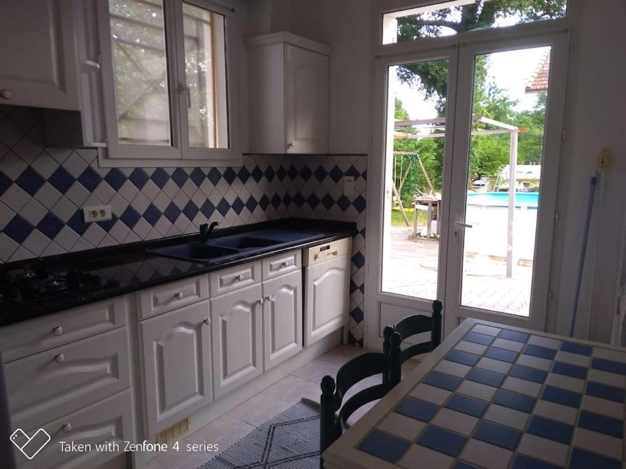 Maison Privee Avec Piscine Hébergement de vacances