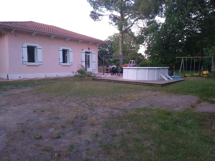 Hébergement de vacances Maison Privee Avec Piscine Pontenx-les-Forges