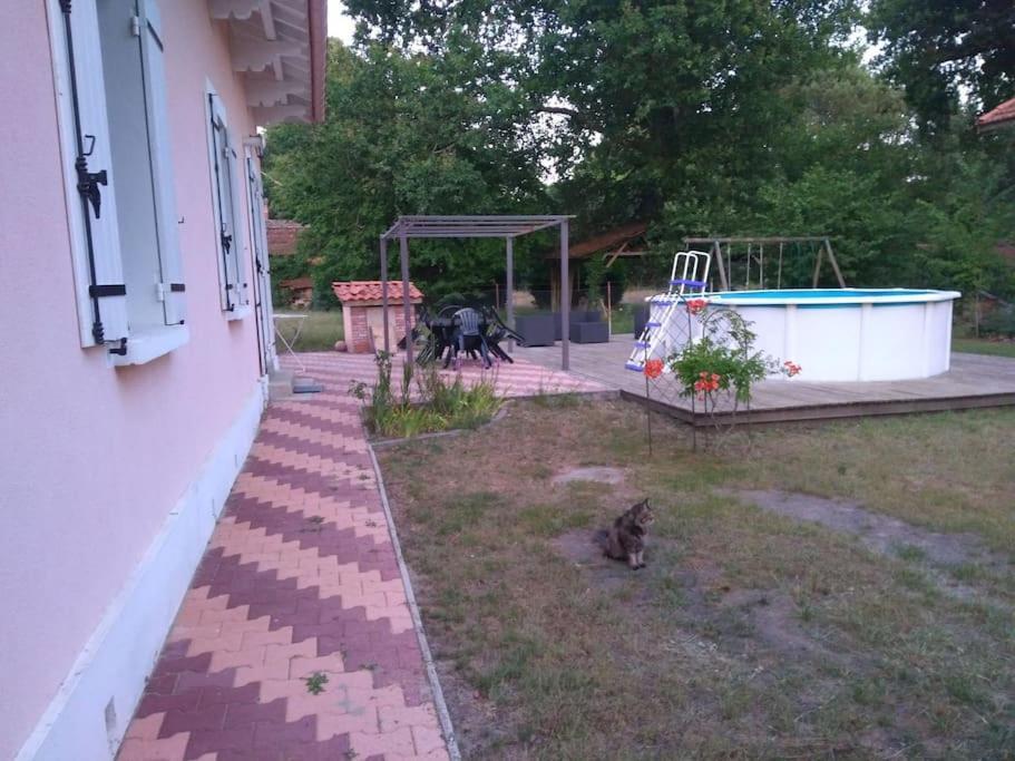Maison Privee Avec Piscine Pontenx-les-Forges